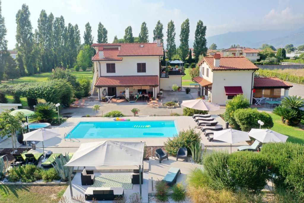 Podere Venanzio Λίντο ντι Καμαϊόρε Εξωτερικό φωτογραφία